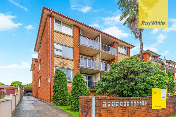 4/27 Wangee Road, Lakemba NSW 2195