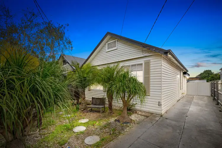 6 Bolwell Street, Werribee VIC 3030