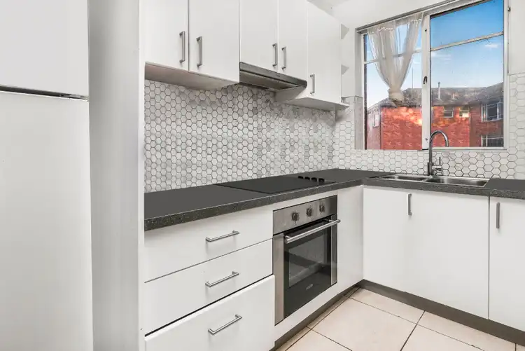 6/40 Broadarrow Road, Narwee NSW 2209