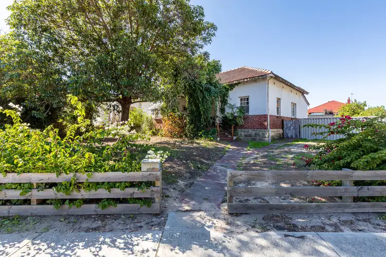 Fifth view of Homely house listing, 2 Federation Street, Mount Hawthorn WA 6016