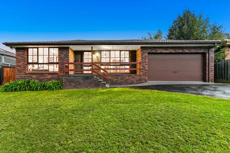 4 Haversham Avenue, Wheelers Hill VIC 3150