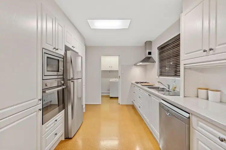 Seventh view of Homely house listing, 2 Nelson Court, Springwood QLD 4127