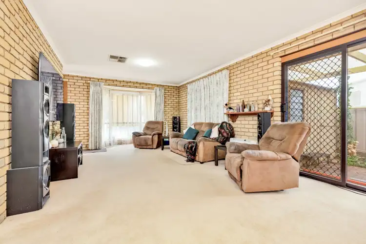 Second view of Homely house listing, 11 Opray Court, Mildura VIC 3500