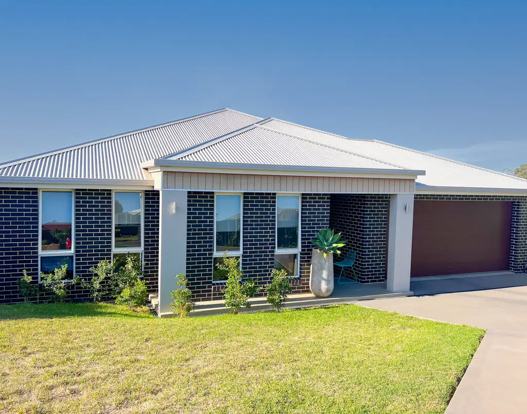 Main view of Homely house listing, 14 Alder Avenue, Parkes NSW 2870