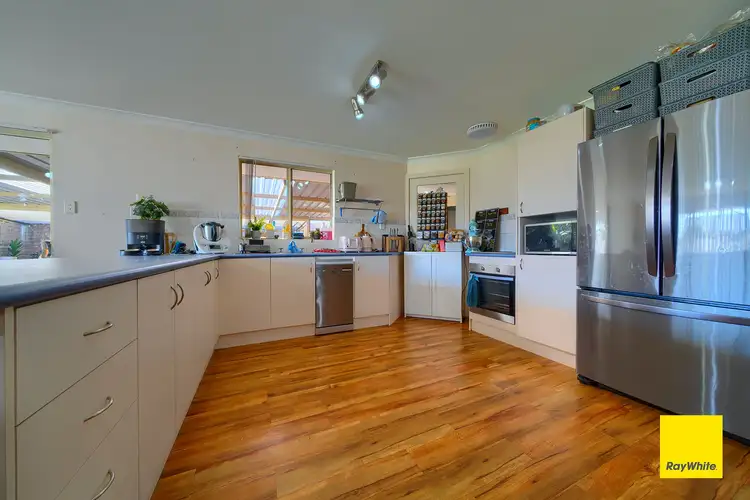 Fifth view of Homely house listing, 40 Granada Crescent, Orana WA 6330