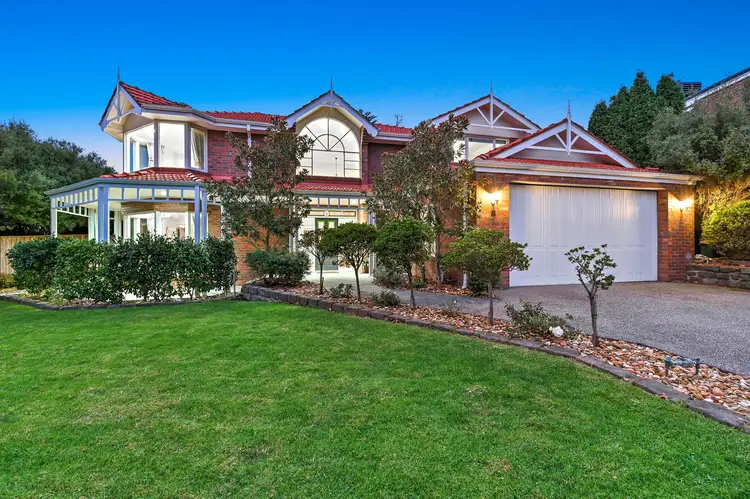 6 Barellan Mews, Berwick VIC 3806