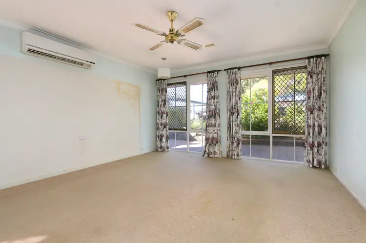 Third view of Homely house listing, 10 Duggan Court, Kardinya WA 6163