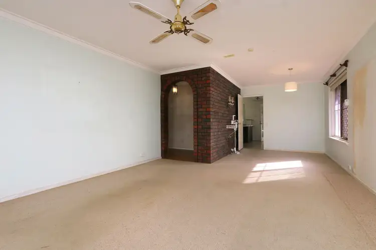 Sixth view of Homely house listing, 10 Duggan Court, Kardinya WA 6163