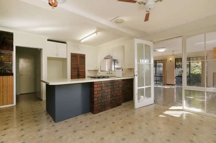 Seventh view of Homely house listing, 10 Duggan Court, Kardinya WA 6163