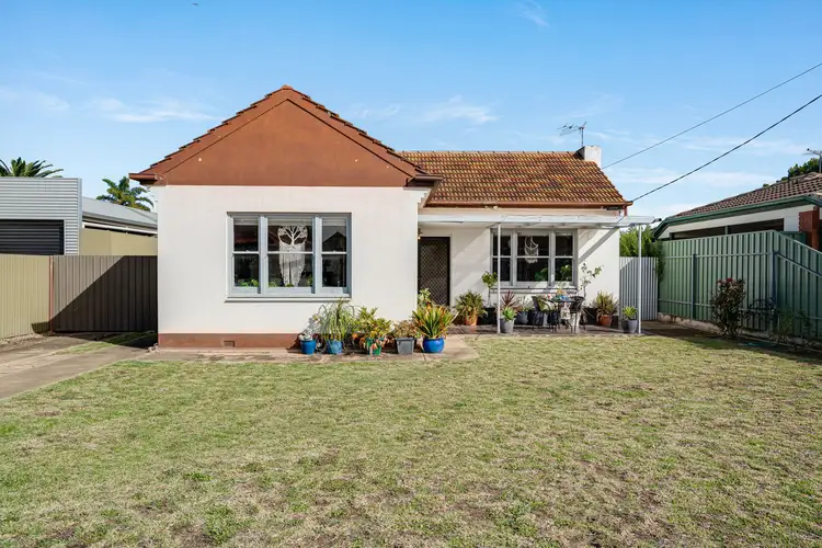 11 Clouston Street, Largs Bay SA 5016