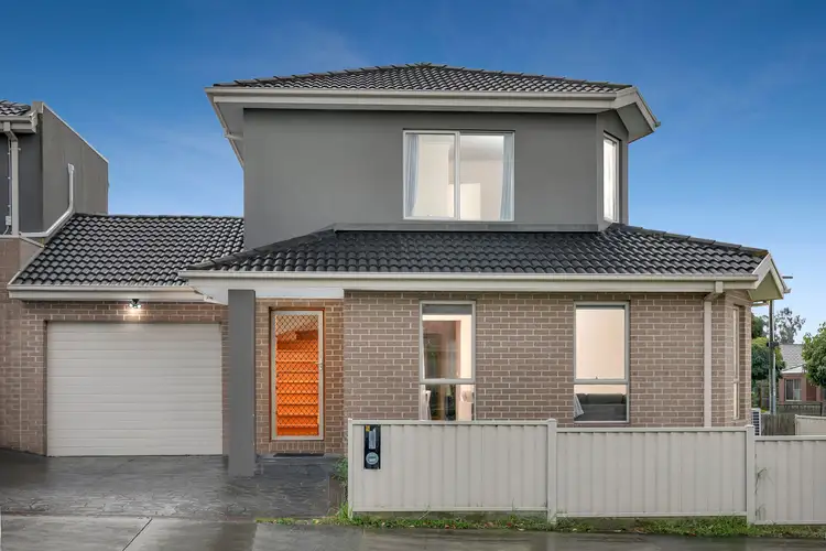 Main view of Homely townhouse listing, 1/5 Hilton Street, Craigieburn VIC 3064