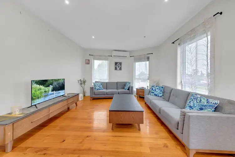 Fourth view of Homely townhouse listing, 1/5 Hilton Street, Craigieburn VIC 3064