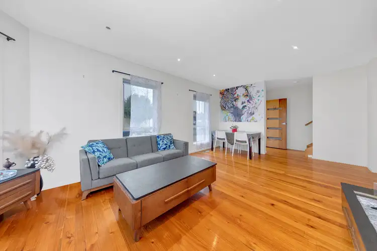 Fifth view of Homely townhouse listing, 1/5 Hilton Street, Craigieburn VIC 3064