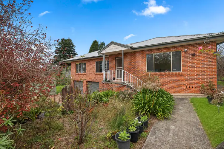 1 Raglan Street, Hill Top NSW 2575