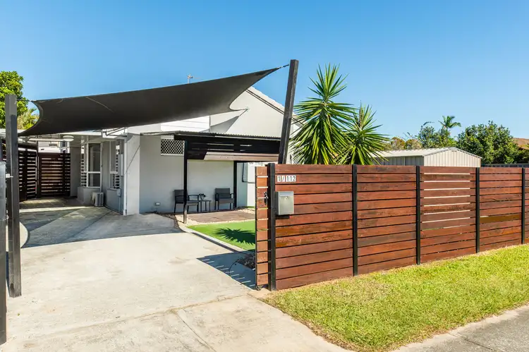 1/112 Little Usher Avenue, Labrador QLD 4215