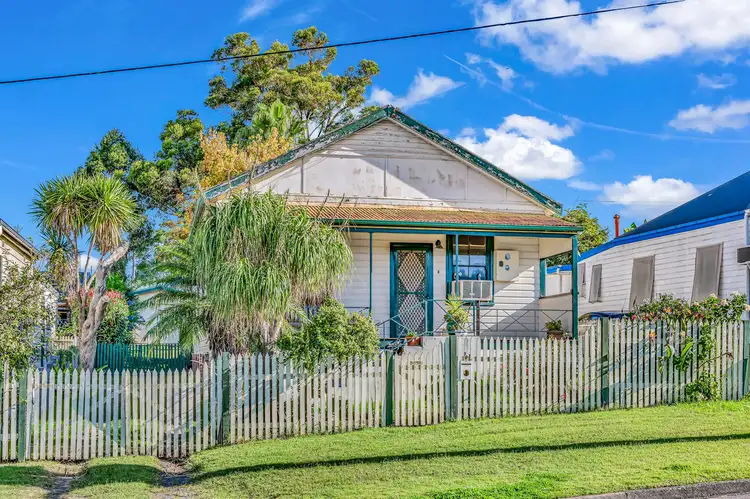 30 Queen Street, Rutherford NSW 2320