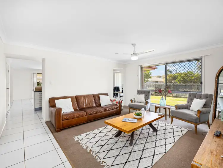 8 Gillam Crescent, Bray Park QLD 4500