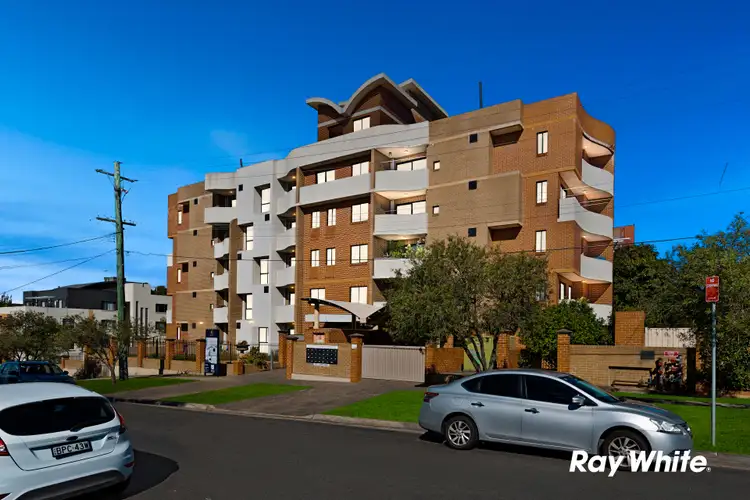 19/20-22 Clifton Street, Blacktown NSW 2148