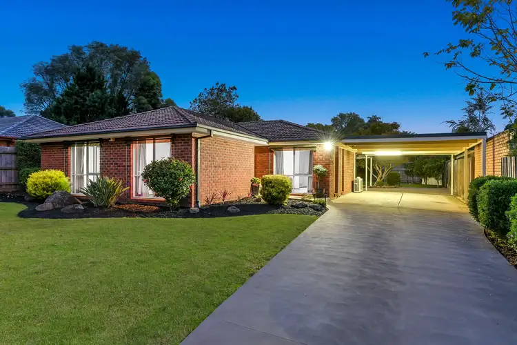 10 Chirnside Road, Berwick VIC 3806