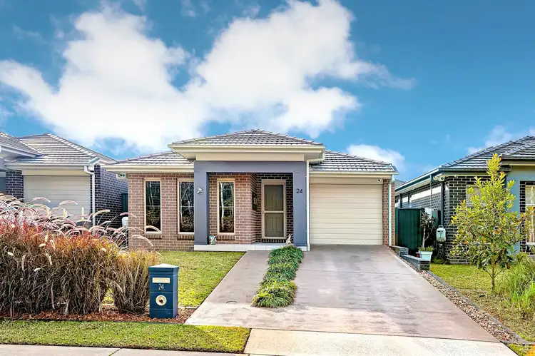 24 Bethany Circuit, Jordan Springs NSW 2747