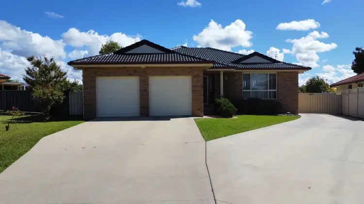 Main view of Homely house listing, 25 Crestview Place, Inverell NSW 2360