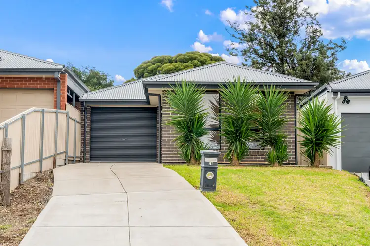 28 Sturt Road, Valley View SA 5093