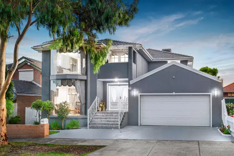 7 Timmins Court, Mill Park VIC 3082
