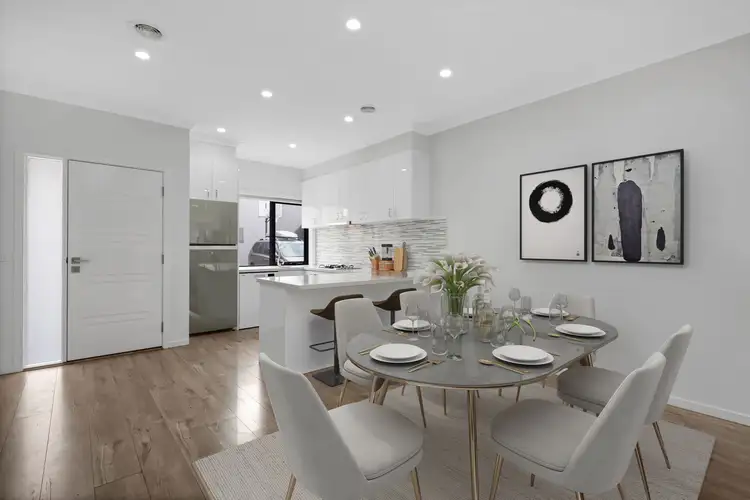 Third view of Homely unit listing, 5 Jarter Court, Pakenham VIC 3810