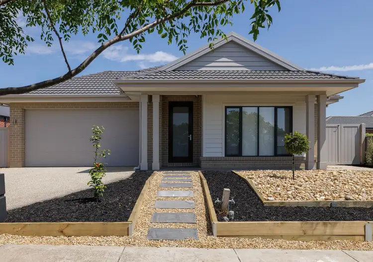 11 Silverstone Drive, Cowes VIC 3922