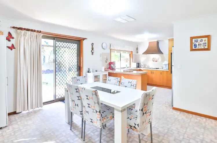 Sixth view of Homely house listing, 3 Kovac Court, Mildura VIC 3500