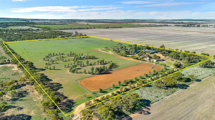 153 Water Tank Road, Owen SA 5460