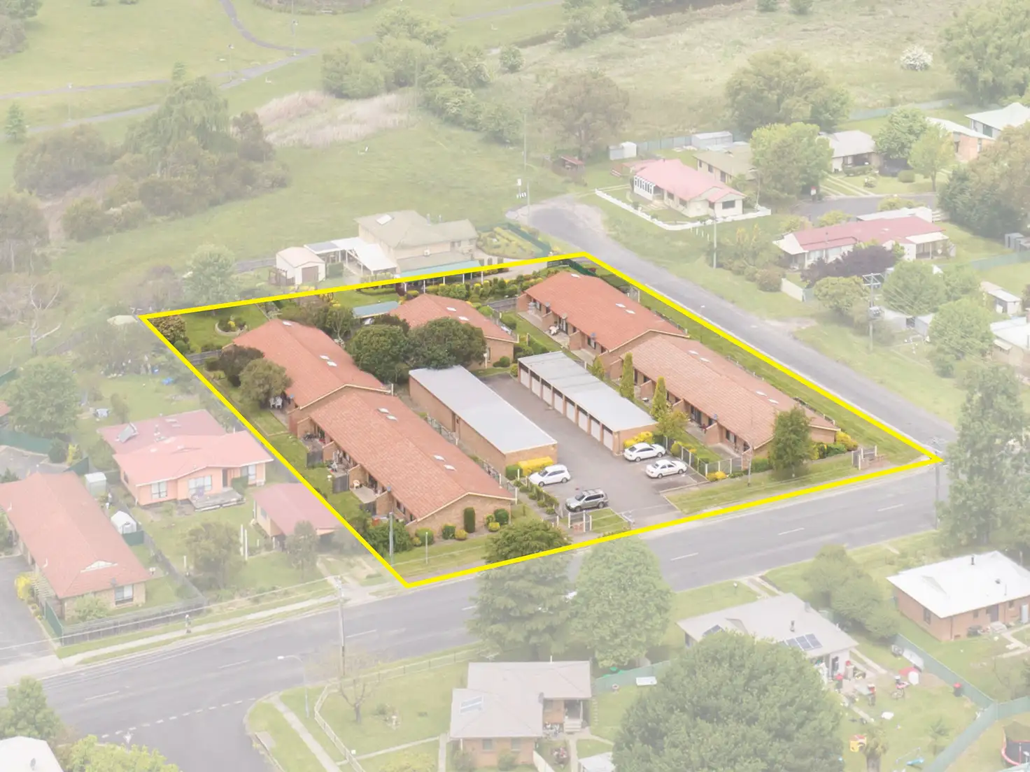 Main view of Homely block of units listing, 31-35 Niagara Street, Armidale NSW 2350
