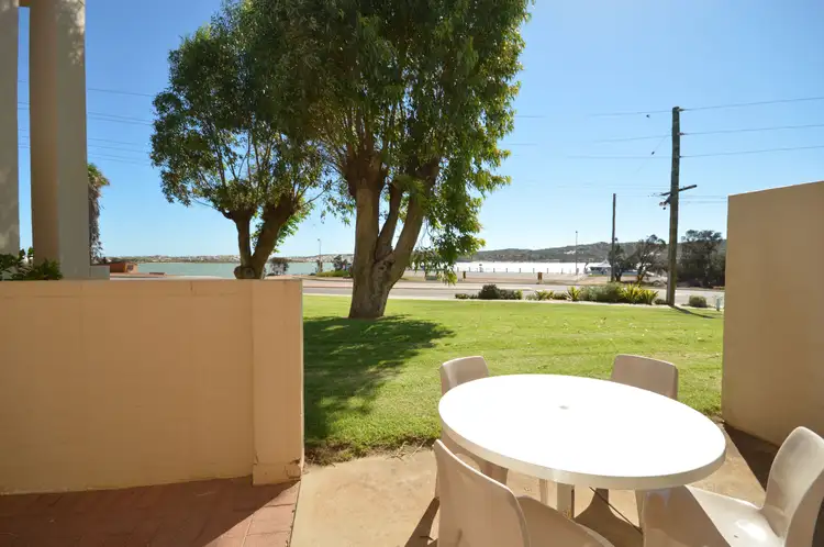 2/156 Grey Street, Kalbarri WA 6536