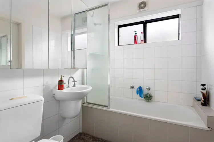Fifth view of Homely apartment listing, 8/2 Greenfield Drive, Clayton VIC 3168