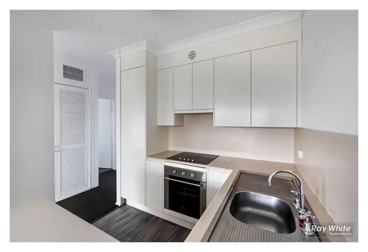 Fourth view of Homely apartment listing, 6/104 Kent Street, Rockhampton City QLD 4700