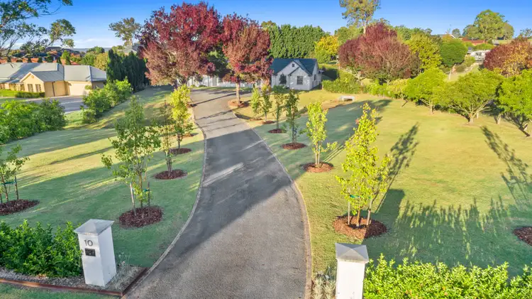 Fourth view of Homely house listing, 10 The Outlook, Kirkham NSW 2570