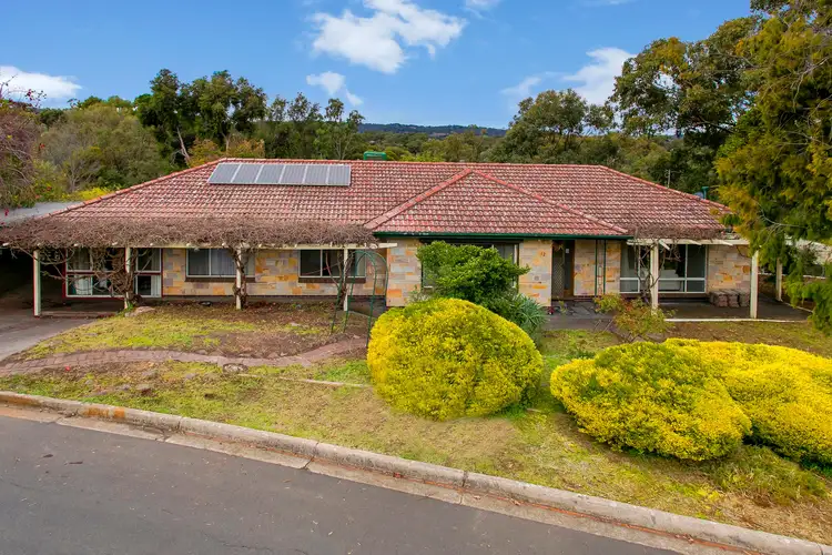 12 Shaftsbury Street, Eden Hills SA 5050