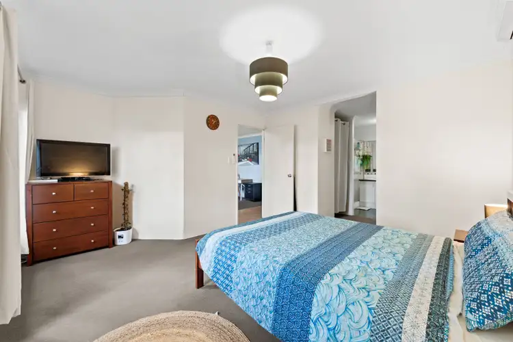 Sixth view of Homely house listing, 21 Corymbia Green, Baldivis WA 6171