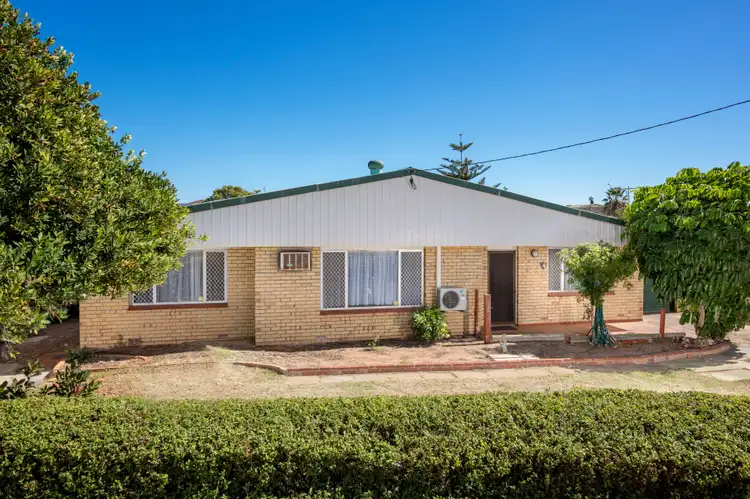 Fifth view of Homely house listing, 4 King Street, Wonthella WA 6530