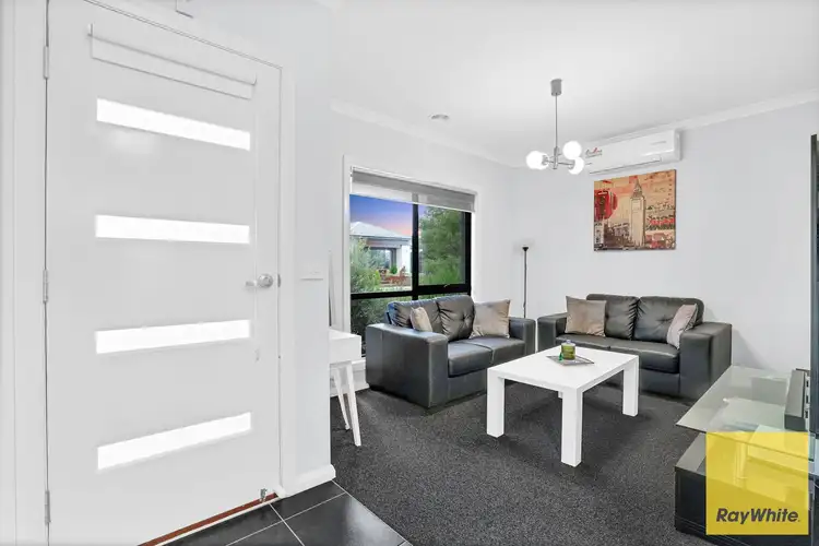 Fifth view of Homely house listing, 2 Oaky Crescent, Cobblebank VIC 3338