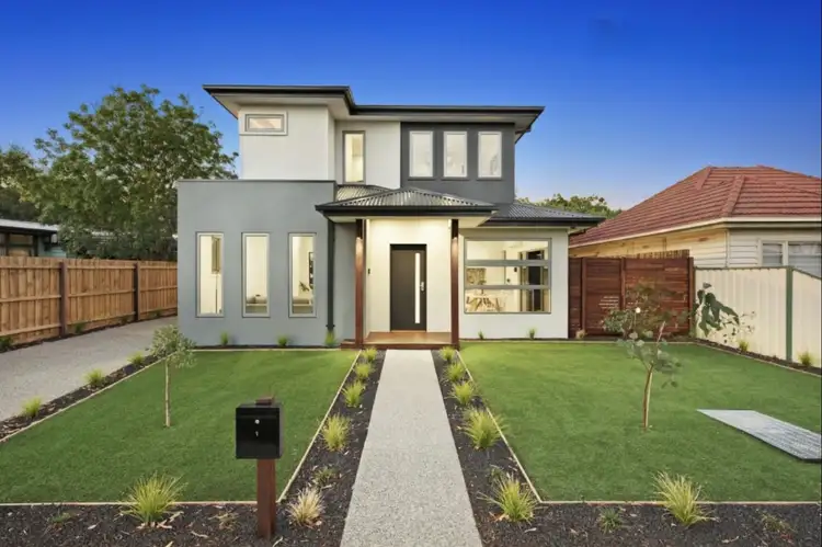 Main view of Homely townhouse listing, 1/20 Primula Avenue, Brooklyn VIC 3012