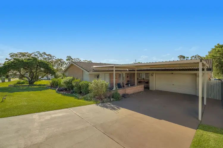 Second view of Homely house listing, 5 Wakehurst Crescent, Metford NSW 2323