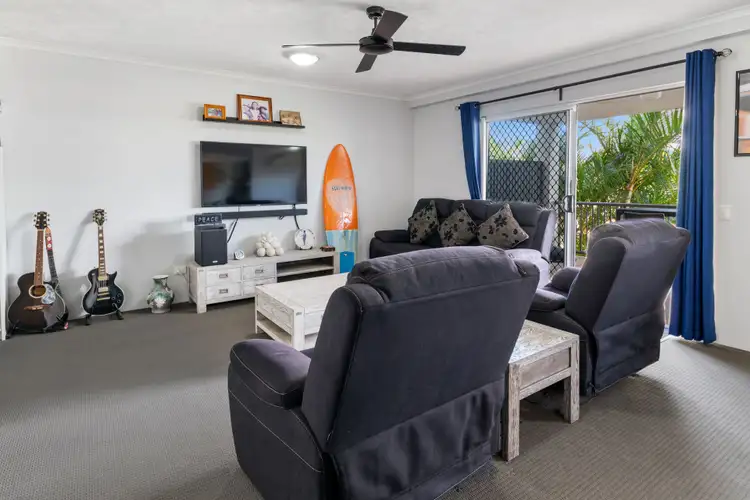8/4 Proud Street, Labrador QLD 4215