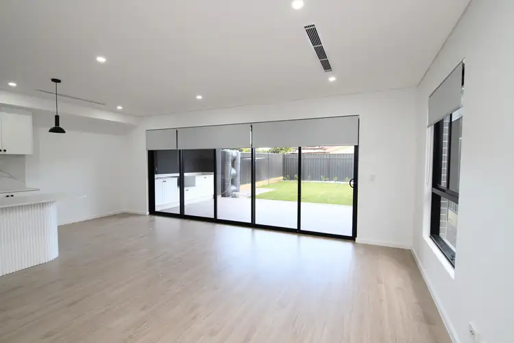 40 Bullecourt Avenue