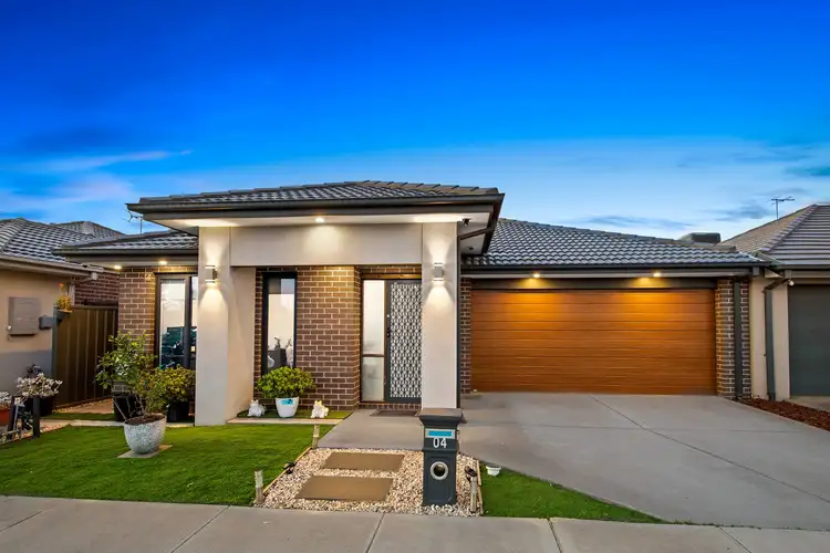 4 Avonbury Drive, Werribee VIC 3030