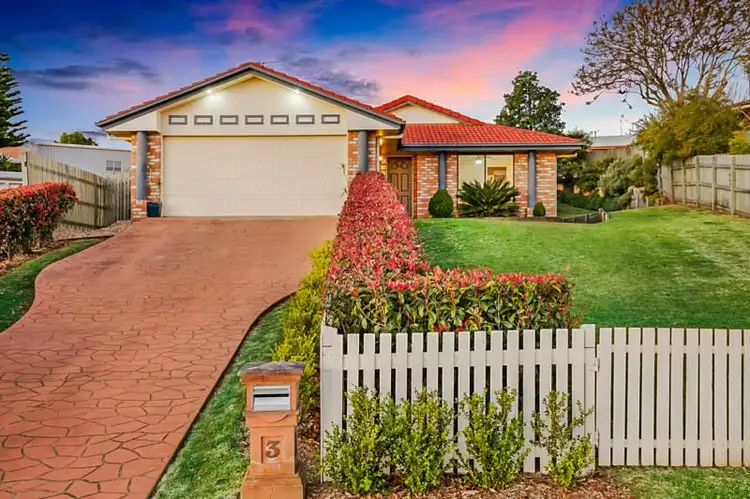 3 Saratoga Close, Wilsonton QLD 4350