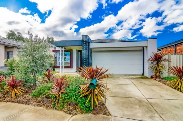 75 Rockpool Road, Truganina VIC 3029