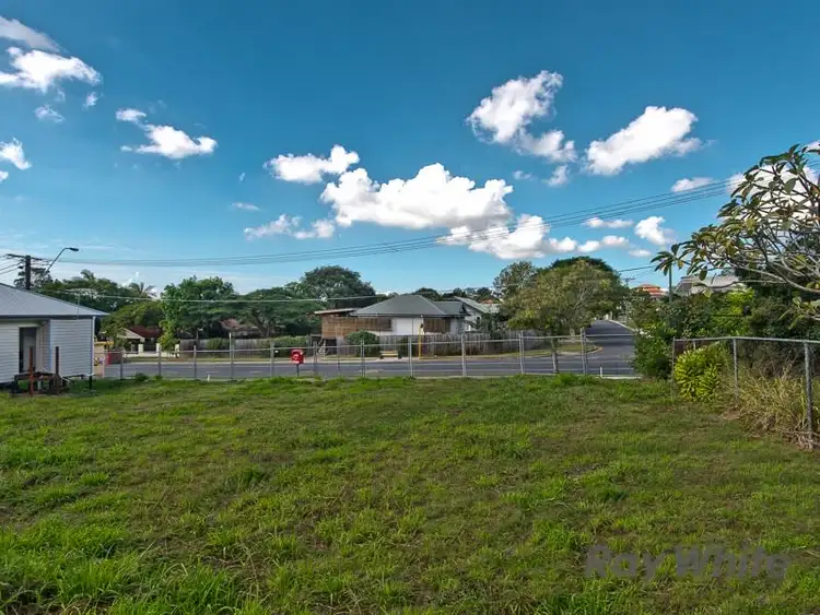 156 Pfingst Road, Wavell Heights QLD 4012