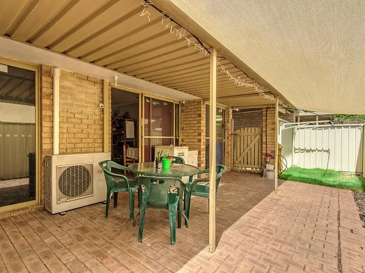 2/12 Wroxton Street, Midland WA 6056