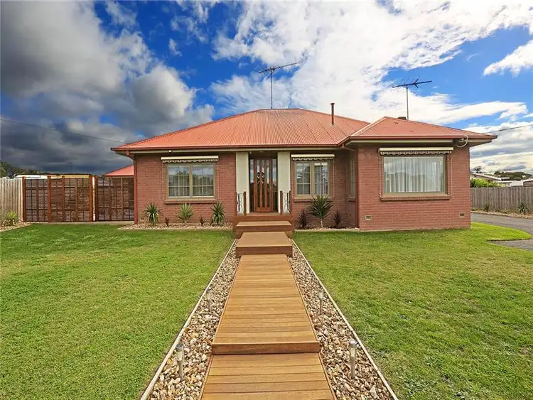 5 Flinders Avenue, Lara VIC 3212